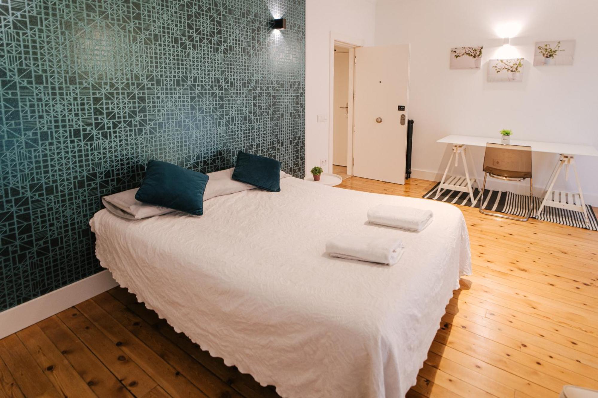Lujoso Y Amplio Apartamento Con Parking Incluido Леон Экстерьер фото