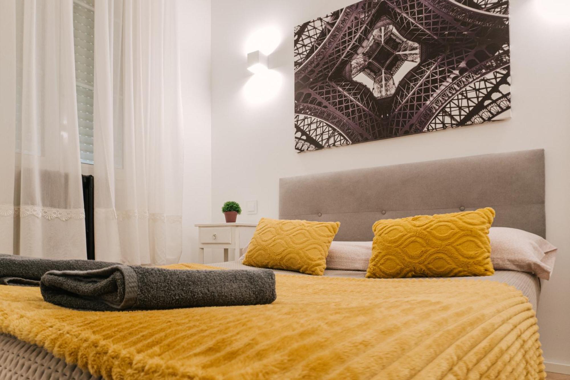 Lujoso Y Amplio Apartamento Con Parking Incluido Леон Экстерьер фото
