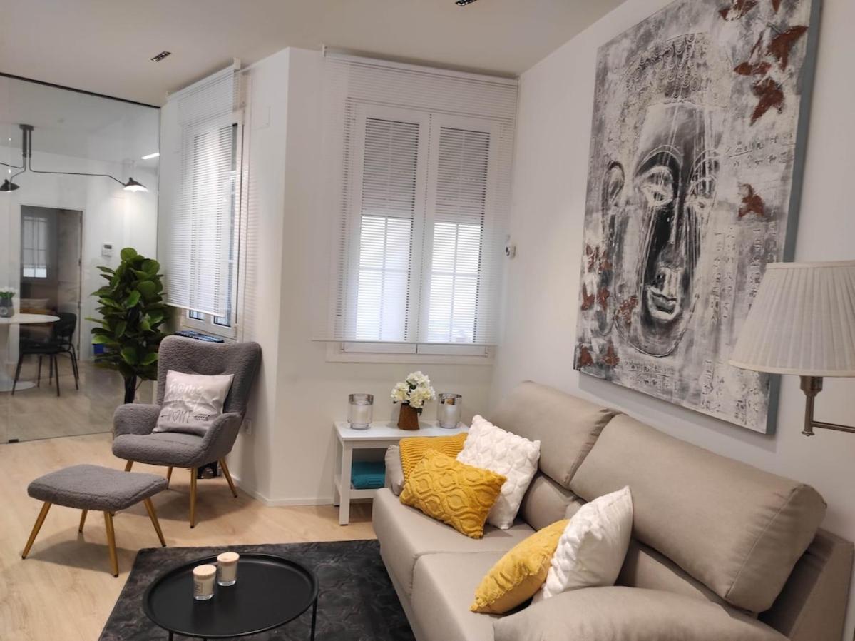 Lujoso Y Amplio Apartamento Con Parking Incluido Леон Экстерьер фото
